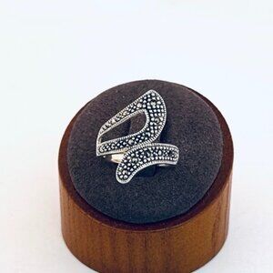 Vintage 925 Sterling Silver Marcasite Swirl Statement Ring Size 7.5 Estate